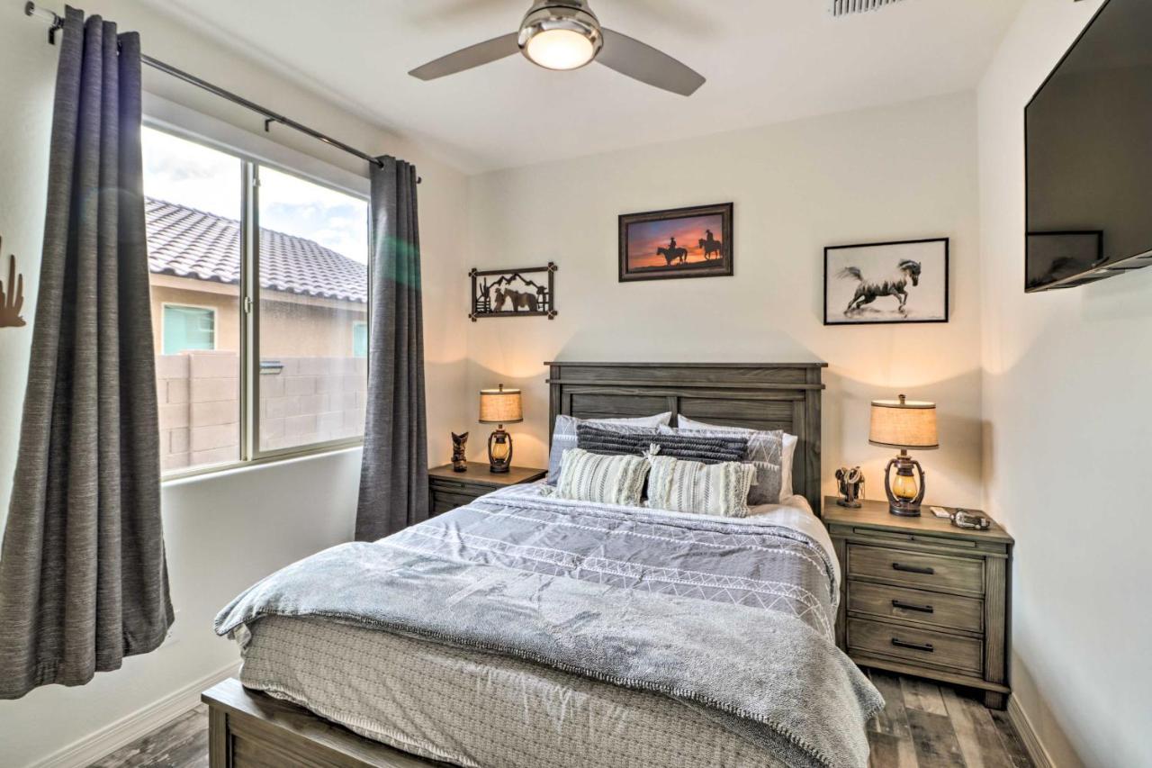 Stunning Goodyear Vacation Rental With Private Pool! 외부 사진